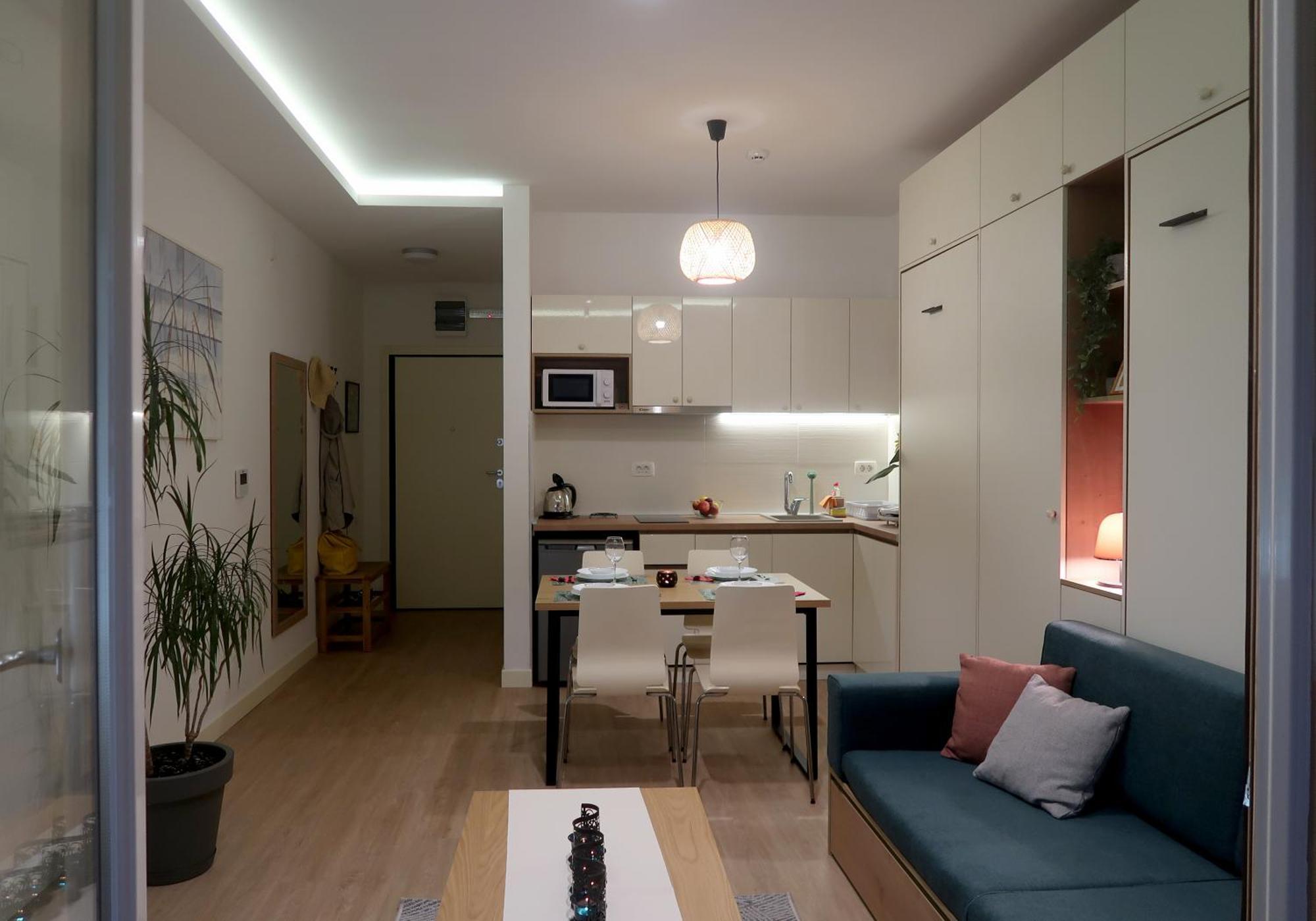 Cozy Nest, 350M To Beach, Free Parking, Wi-Fi Kotor Eksteriør bilde