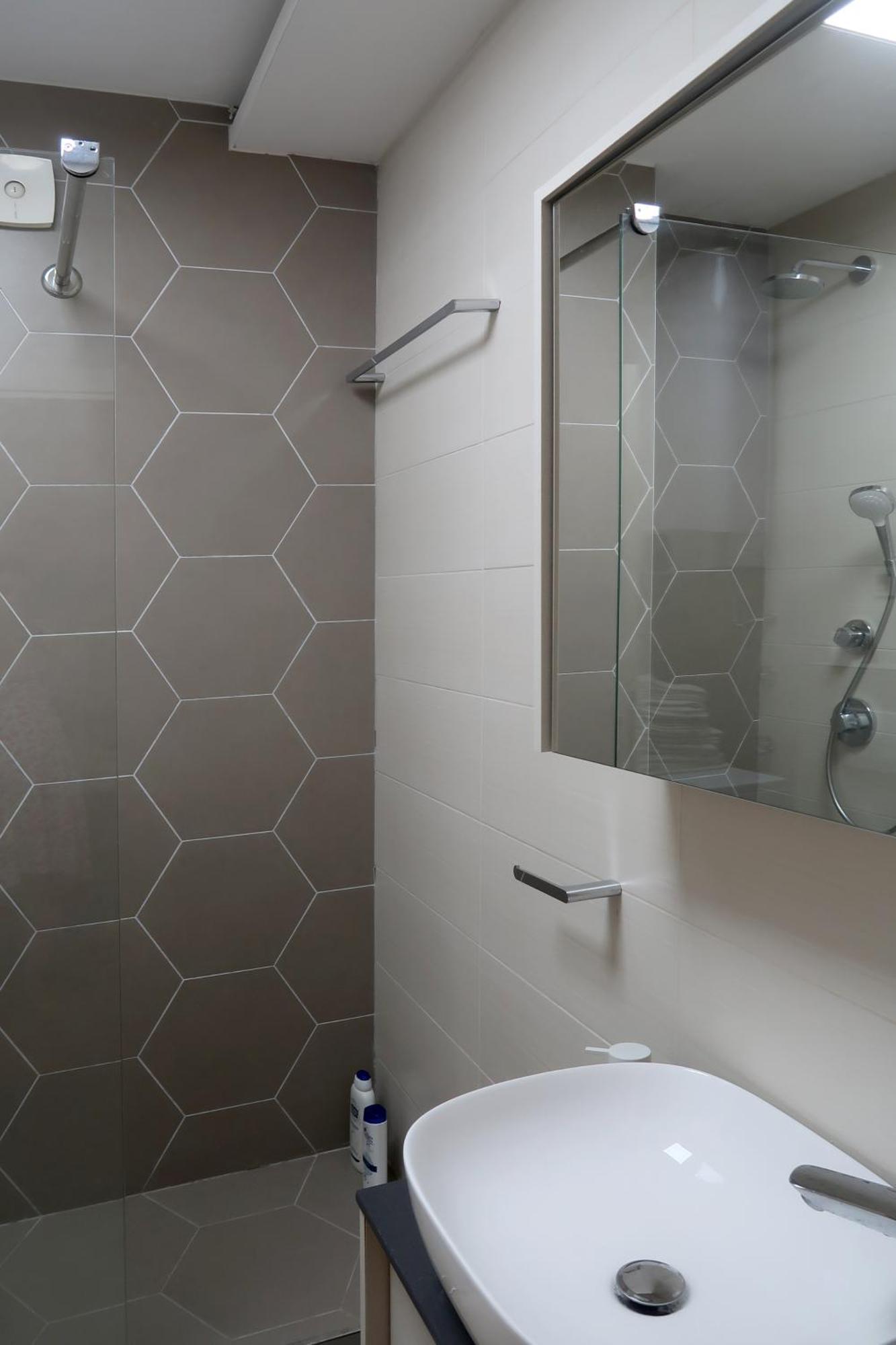 Cozy Nest, 350M To Beach, Free Parking, Wi-Fi Kotor Eksteriør bilde