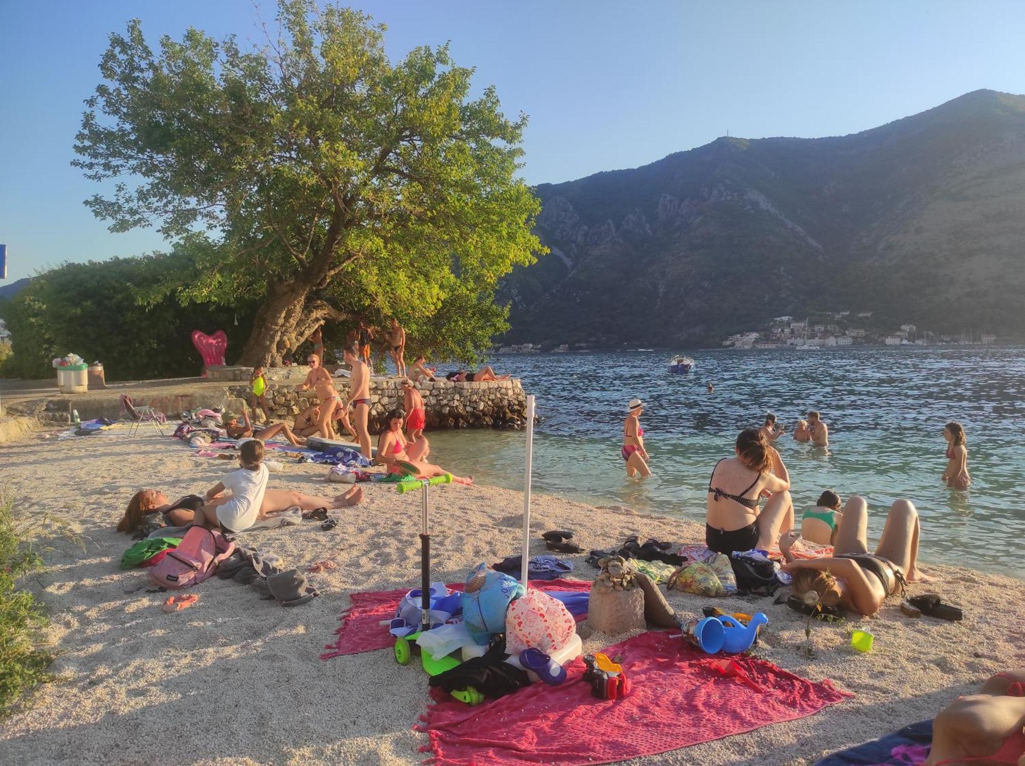 Cozy Nest, 350M To Beach, Free Parking, Wi-Fi Kotor Eksteriør bilde