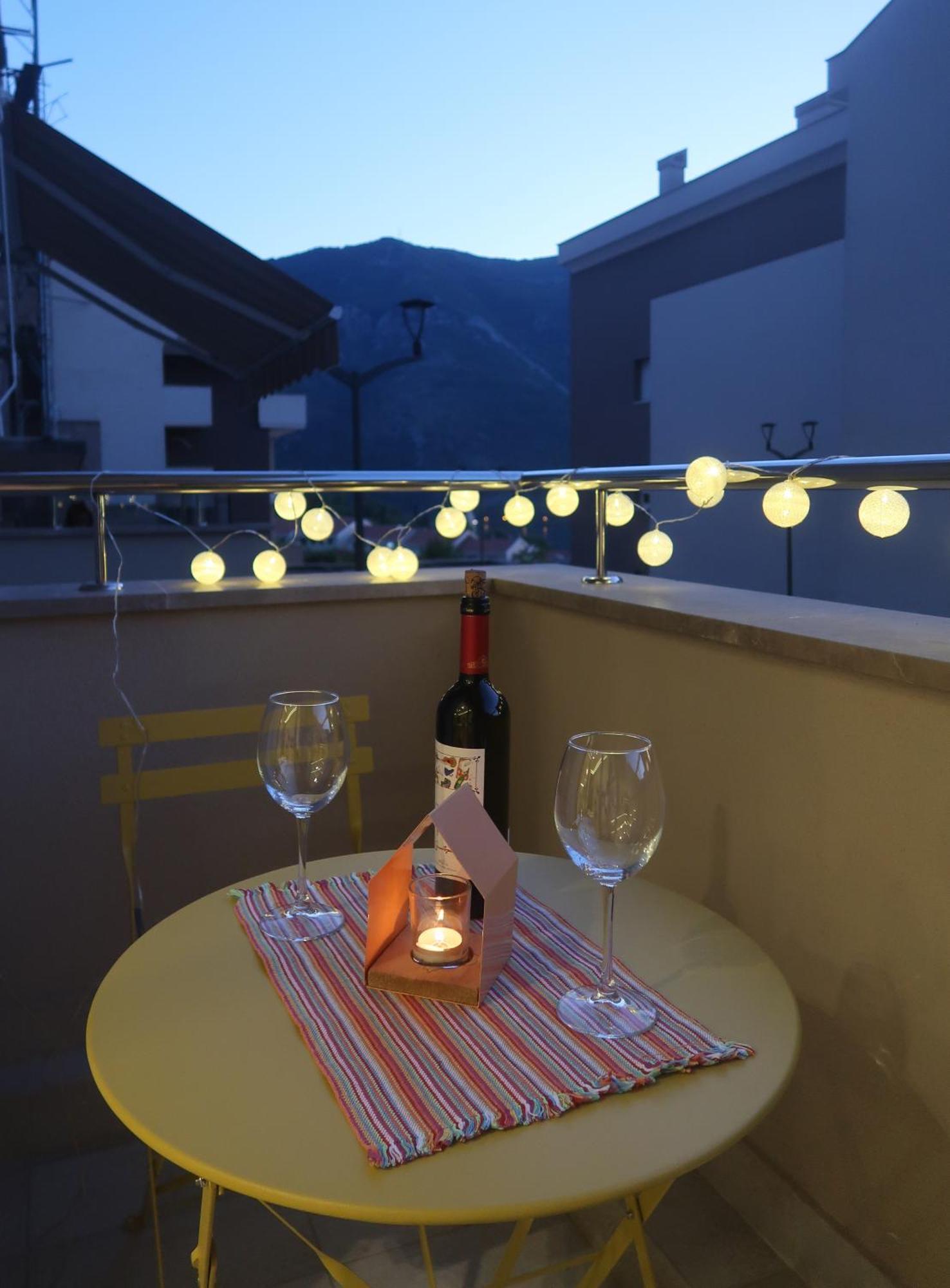 Cozy Nest, 350M To Beach, Free Parking, Wi-Fi Kotor Eksteriør bilde