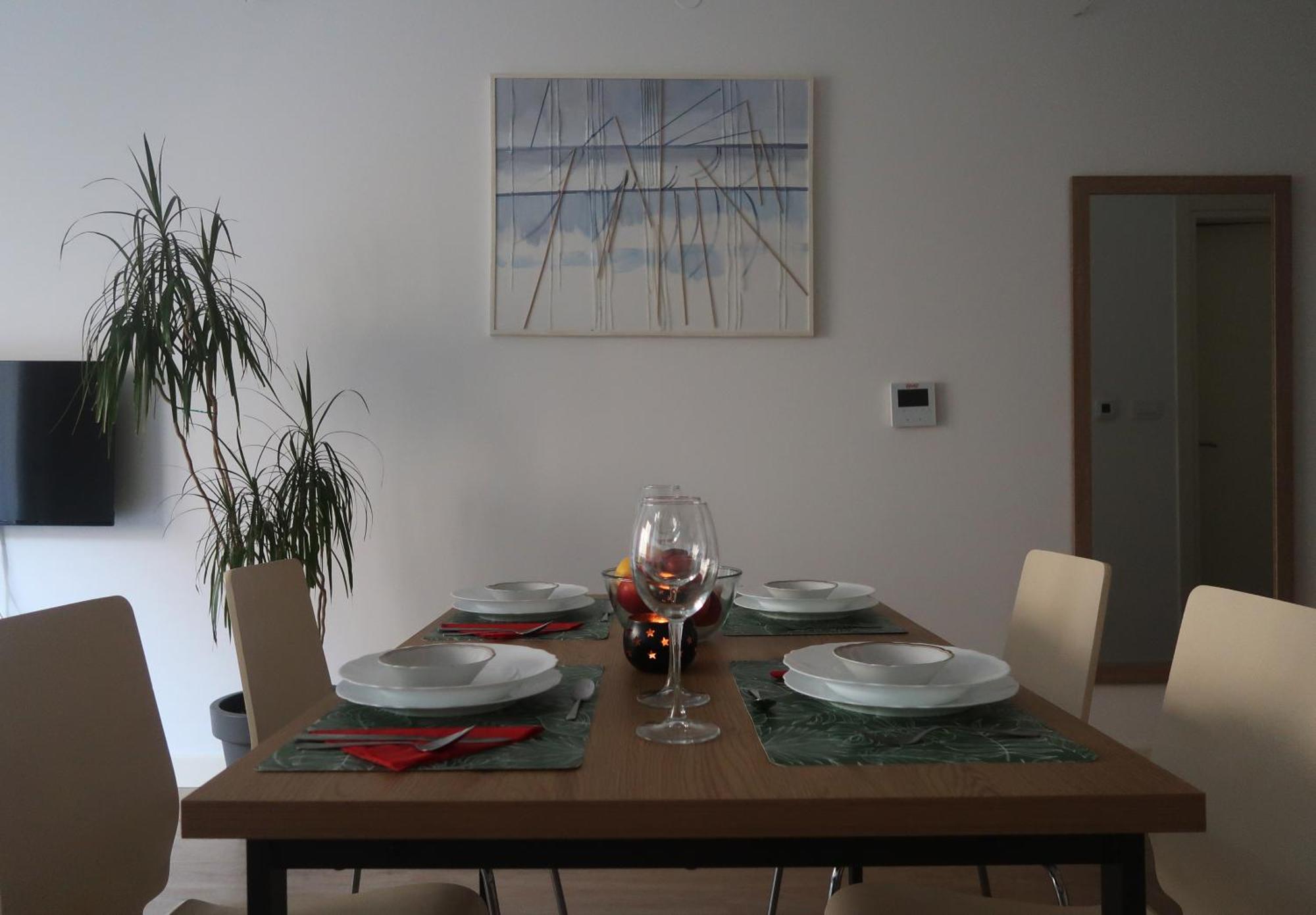 Cozy Nest, 350M To Beach, Free Parking, Wi-Fi Kotor Eksteriør bilde