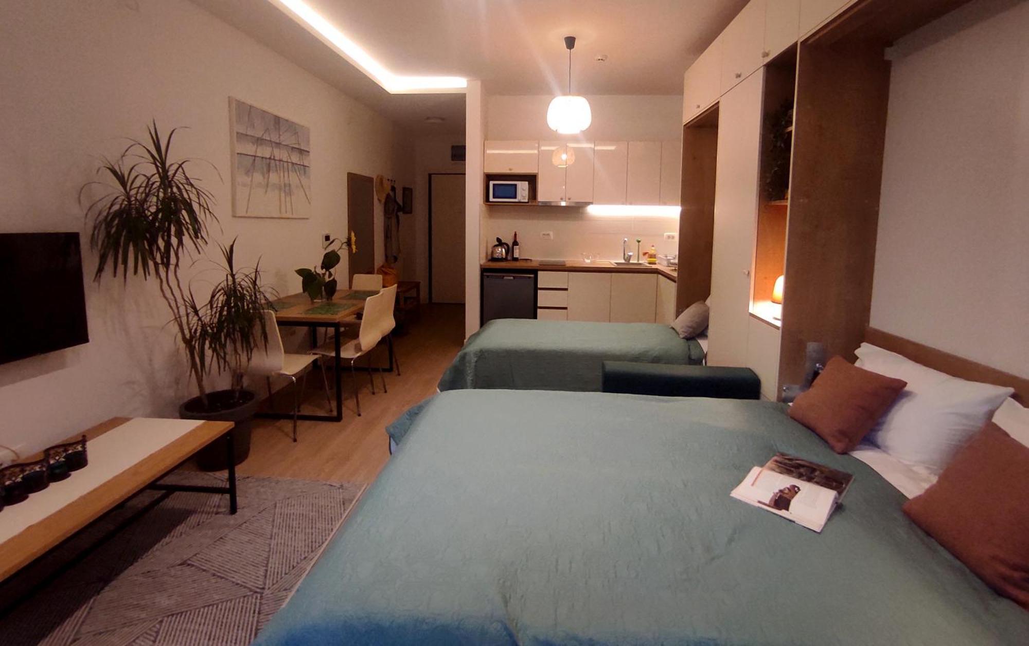 Cozy Nest, 350M To Beach, Free Parking, Wi-Fi Kotor Eksteriør bilde